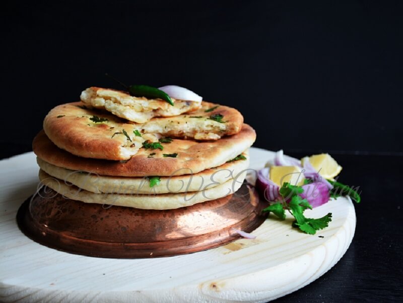 Amritsari Aloo Kulcha