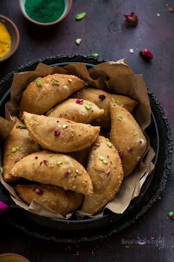 Mawa Gujiya (Mawa Karanji)