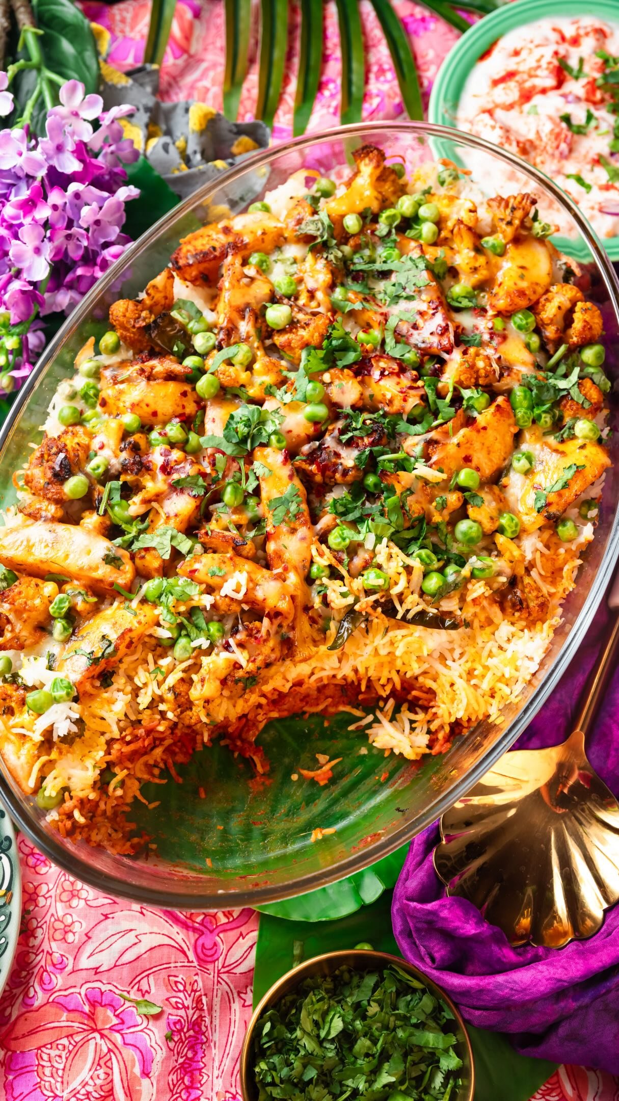 Comfort food meets bold Indian flavors with this delicious Baked Aloo Gobhi Rice  Made with fluffy and aromatic @authenticroyalfoods Royal Basmati Rice from their premium 20lb jute bag, this layered casserole is packed with rich flavors in every bite. I air fried the aloo gobhi until perfectly roasted with garlic, ginger, green chilies, and warm Indian spices, then layered it with fluffy basmati rice, creamy tomato masala, green peas, and lots of melty mozzarella cheese before baking it to perfection. #ad
The extra-long grains and beautiful texture of Royal Basmati Rice make this dish so comforting, flavorful, and perfect for family dinners or gatherings. Every layer comes together beautifully for a cozy fusion style meal that feels both homestyle and special.
.
Comment “BAKED” and I’ll send you the full recipe straight to your inbox!