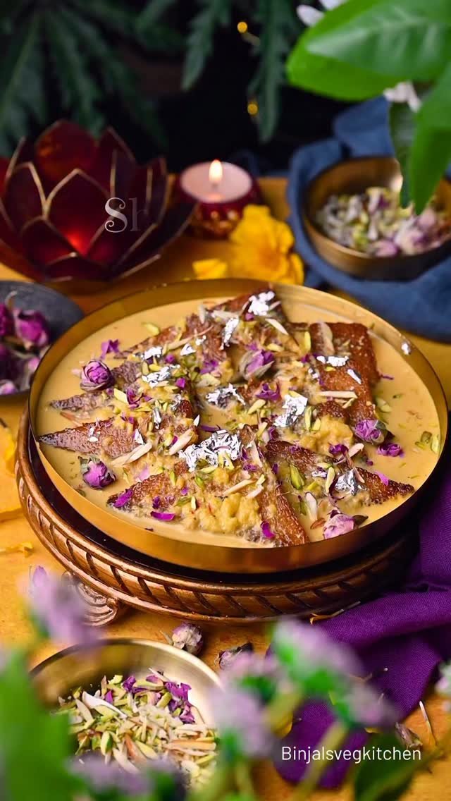 Shahi Tukda is also known as a Shahi Tukra/Tukary is a traditional bread pudding dessert from Hyderabadi cuisine and is prepared during the festival time. It is a simple yet delicious recipe, which makes for a delightful treat for sweet lovers. Perfect for festival dinner or lunch party or family get together. This recipe can be easily multiplied to make more. It is best when eaten chilled. 
.
Comment “ SHAHI “ I’ll share RECIPE in your inbox/DM 
.
,
.
.
.
.
.
.
.
.
.
Shahi Tukda, bread pudding, Indian dessert, Hyderabadi, Eid Recipe, dessert, sweet dish, Indian food, festival, Double ka meetha mughlai 
.