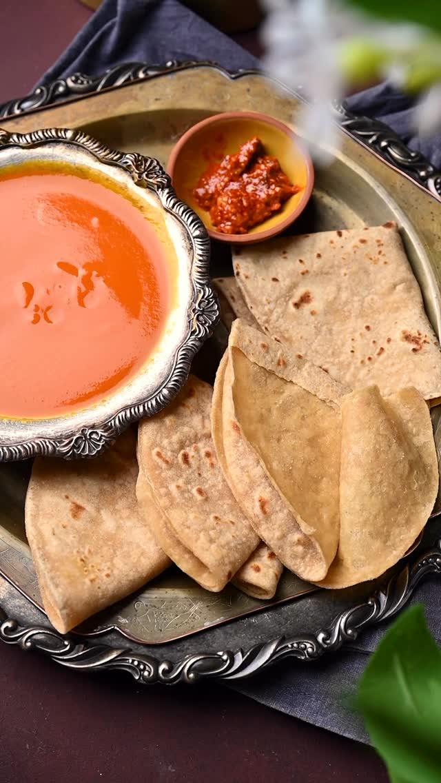 Comment “ ROTLI “ I’ll send recipe direct to your inbox!
.
Gujarati Padwali Rotli means two layered roti, it is a delightful twist on the traditional Gujarati flatbread, alternatively referred to as Dupadi, Dosti, Dopadi, or Bepadi Roti.
This Layered Roti has gained immense popularity in the state of Gujarat, particularly during the scorching summer months. It is commonly enjoyed alongside a serving of delectable Aamras.
.
.
,
.
.
.