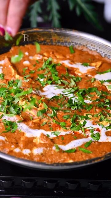 Restaurant Style Shahi paneer is the ultimate creamy curry made with paneer bathed in a richly flavored sauce. This popular dish originated in North India but is now beloved all over India. What makes shahi paneer so special is its luscious, fragrant sauce. Traditionally, the sauce starts with a base of onion-cashew paste, cream or yogurt, and spices. In tomato-less versions, natural yogurt provides the sauce’s signature creamy texture and tang. The yogurt is whipped until silky smooth, then simmered gently with spices. These aromatic spices like cardamom, nutmeg and saffron infuse the yogurt sauce with warmth and complex flavor.
.
Comment “ PANEER “ I’ll share it in your inbox!
.
.
.
.
.
.
.
.
.
.
.
