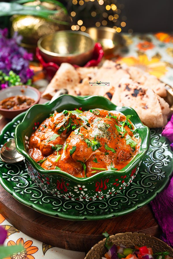 Rasiya Muthiya In Makhani Sauce
