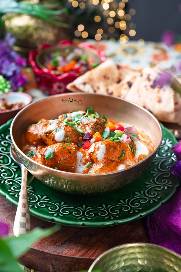 Rasiya Muthiya In Makhani Sauce