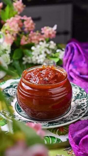 Keri no Chundo-Sweet,Spicy and Tangy Mango Jam 🥭🌶️
The classic Gujarati favorite, but instant! No need to keep it in the sun for days. Just grate, cook, spice it up, and it’s ready in under 30 minutes.
Sweet, spicy, tangy — perfect with thepla, bhakri, or khakhra or just spread it over your bread! 
.
Comment “chundo” and I’ll DM you the full recipe!