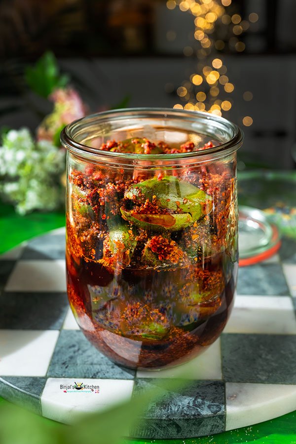 Dabla Keri Athanu (Gujarati Stuffed Baby Mango Pickle)