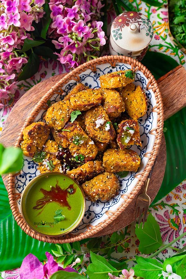 Dudhi Na Muthiya